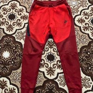 Red nike tech fleece pants